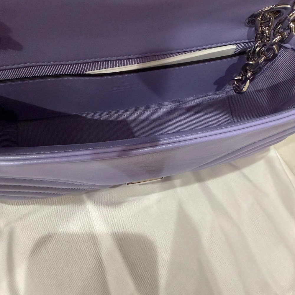 Gucci Light Purple Quilted Chain Shoulder Bag - Picture 11 of 16